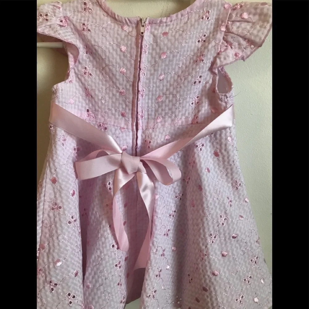 Rare Vintage 1980’s Pink Eyelet Bow Ruffle Dress